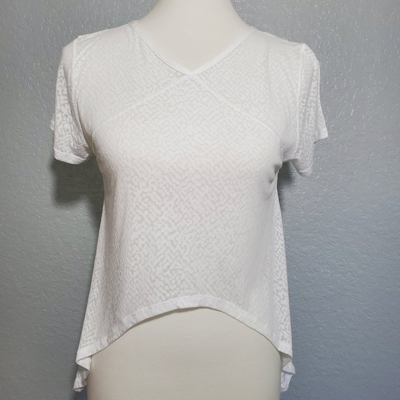 Lululemon loop around tee - Picture 3 of 8